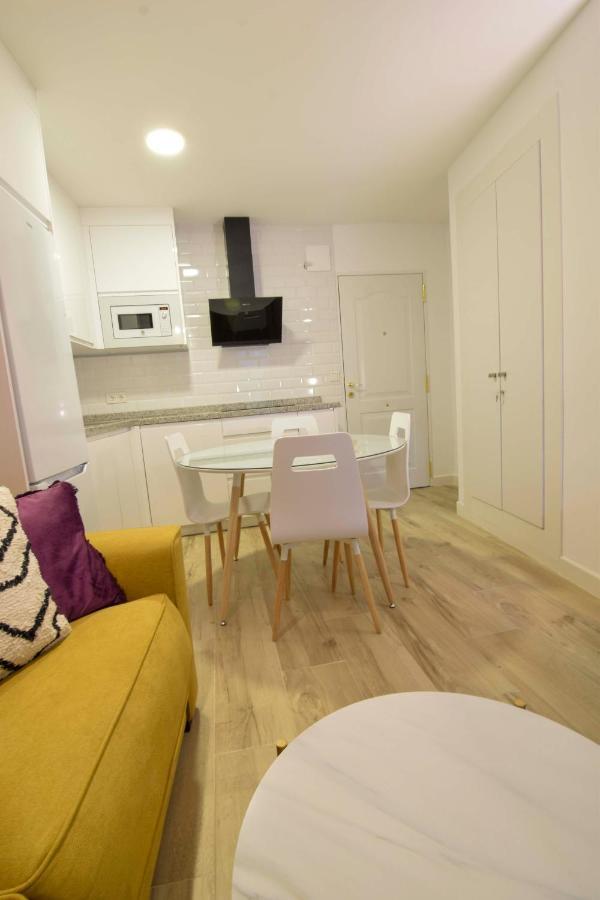 Letmalaga Square Merced Luaran gambar