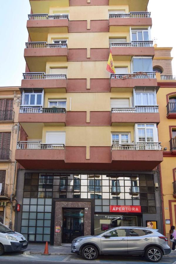 Letmalaga Square Merced Luaran gambar